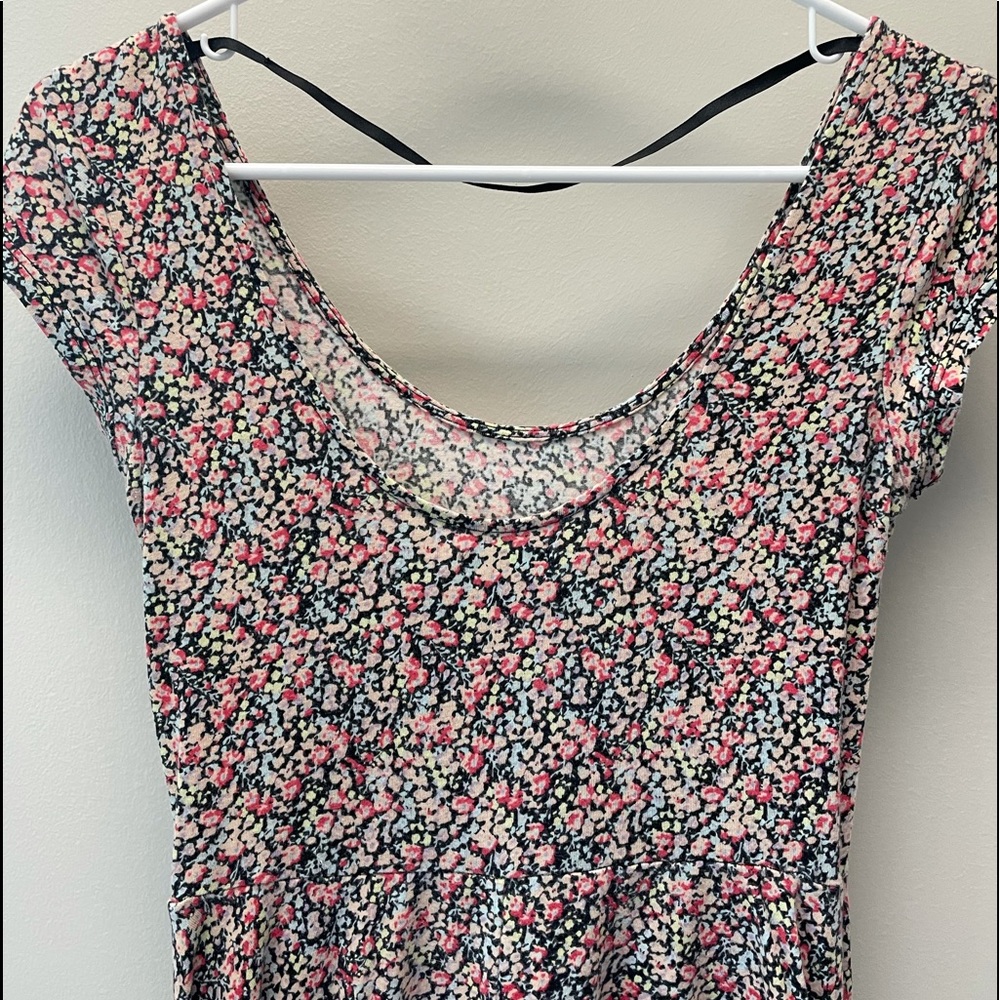 Kimchi Blue Floral Flowy Short Sleeve Dress